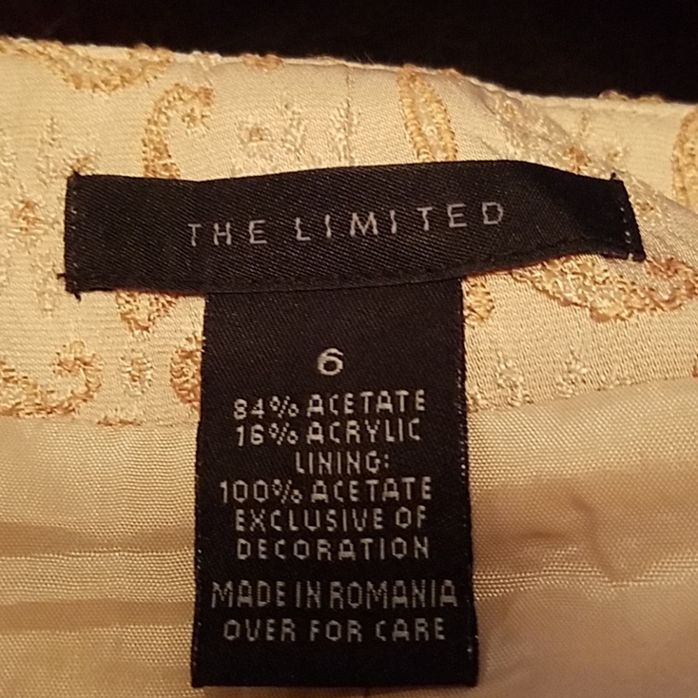 The Limited Pencil Skirt with embroidered design - Picture 6 of 8